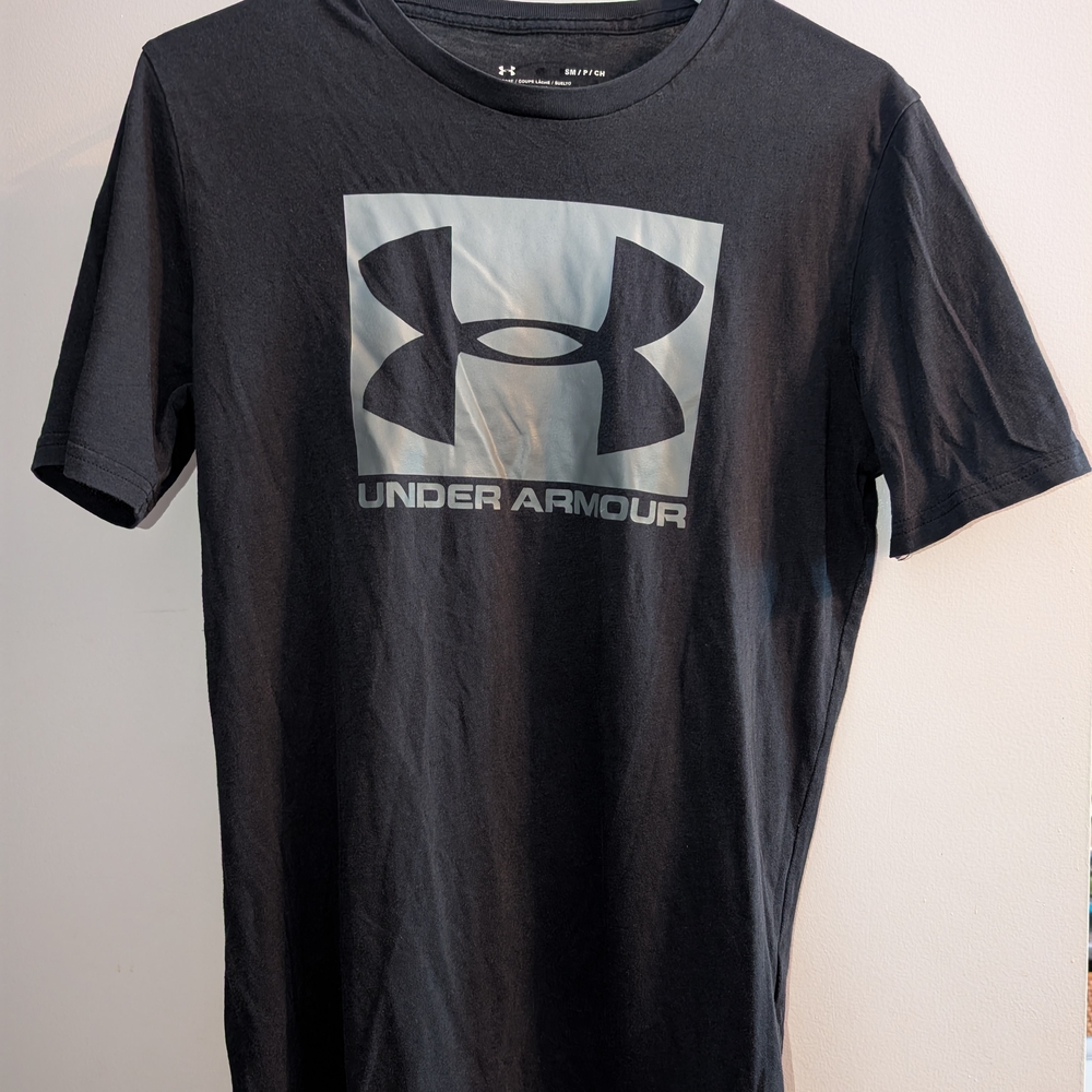 Under Armour Black Short Sleeve Tee